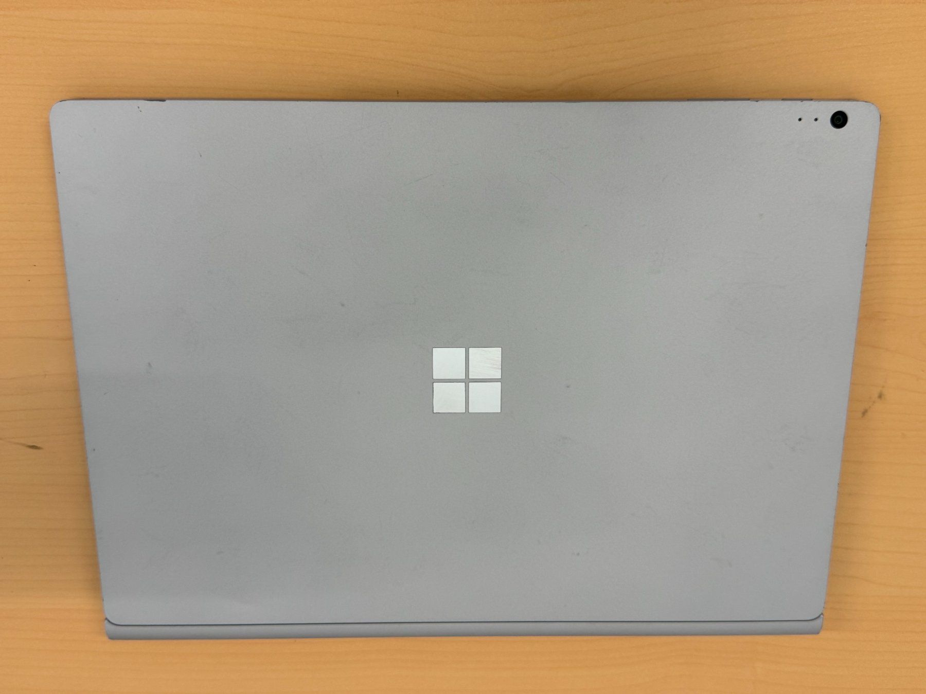Microsoft Notebook: Microsoft Surface Book i7-6600U 8GB, 256GB mit Windows 10Pro – Usato da Ebmatingen venduto da Revivetrade 4