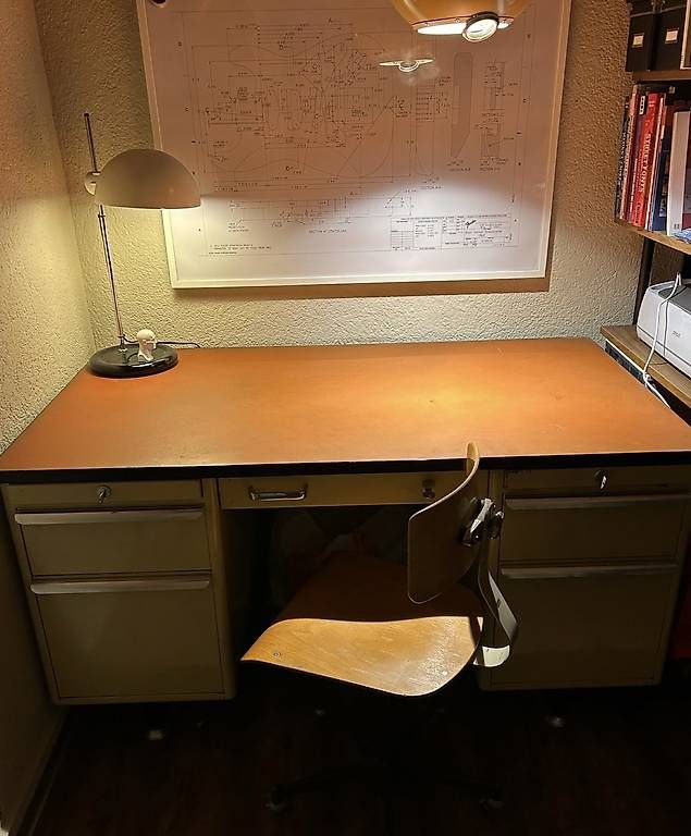 Bureaux: Bigla Schreibtisch – D'occasion à Bern par janananani