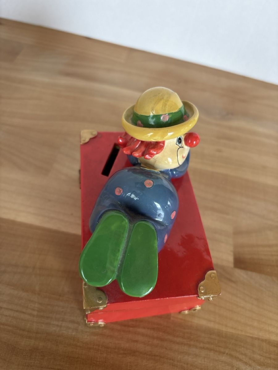 Salvadanai: Kässeli Clown auf Koffer – Usato da Rümlang venduto da SchumBru10 1