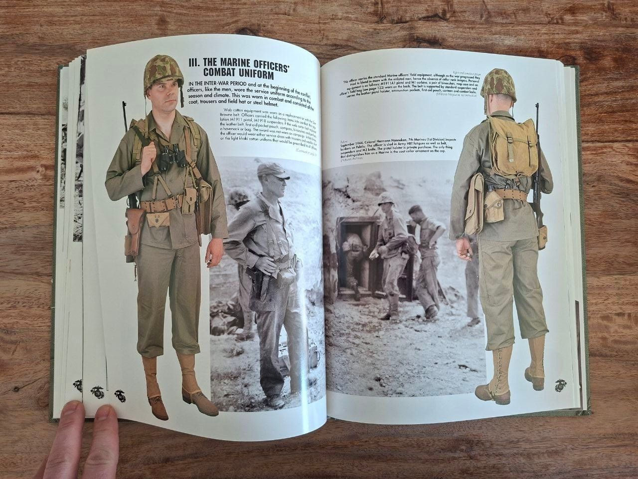 Libri: Buch USMC Uniforms & Equipment 1941 - 45 – Usato da Männedorf venduto da 12_Angry_Doughnuts 6