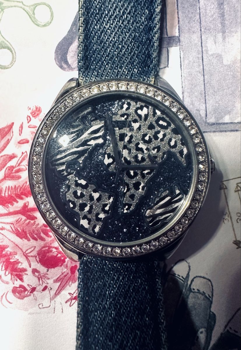 Guess Orologi: Guess Uhr – Nuovo (secondo la descrizione) da Neuenegg venduto da Kartel11