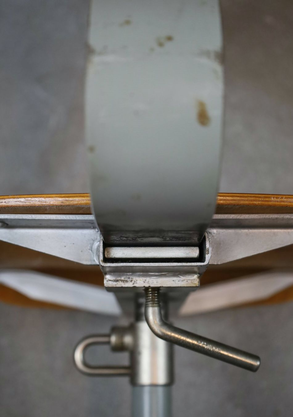 Embru Stühle: EMBRU Atelierstuhl, Werkstattstuhl – Gebraucht aus Birrwil von brandschatz_birrwil 6