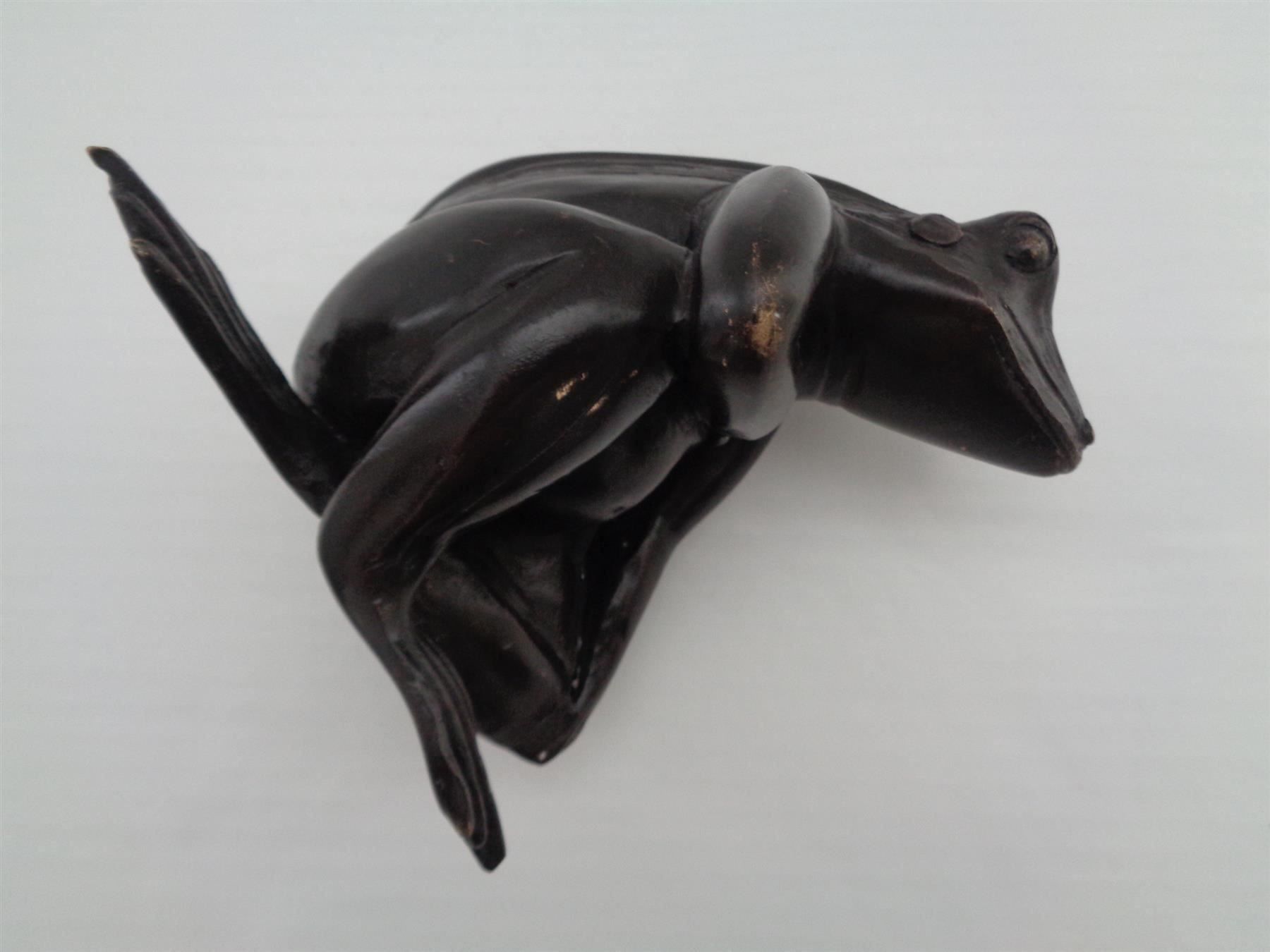 Skulpturen & Statuen: Sitzender Frosch aus Bronze – Gebraucht aus Chur von omonia 7