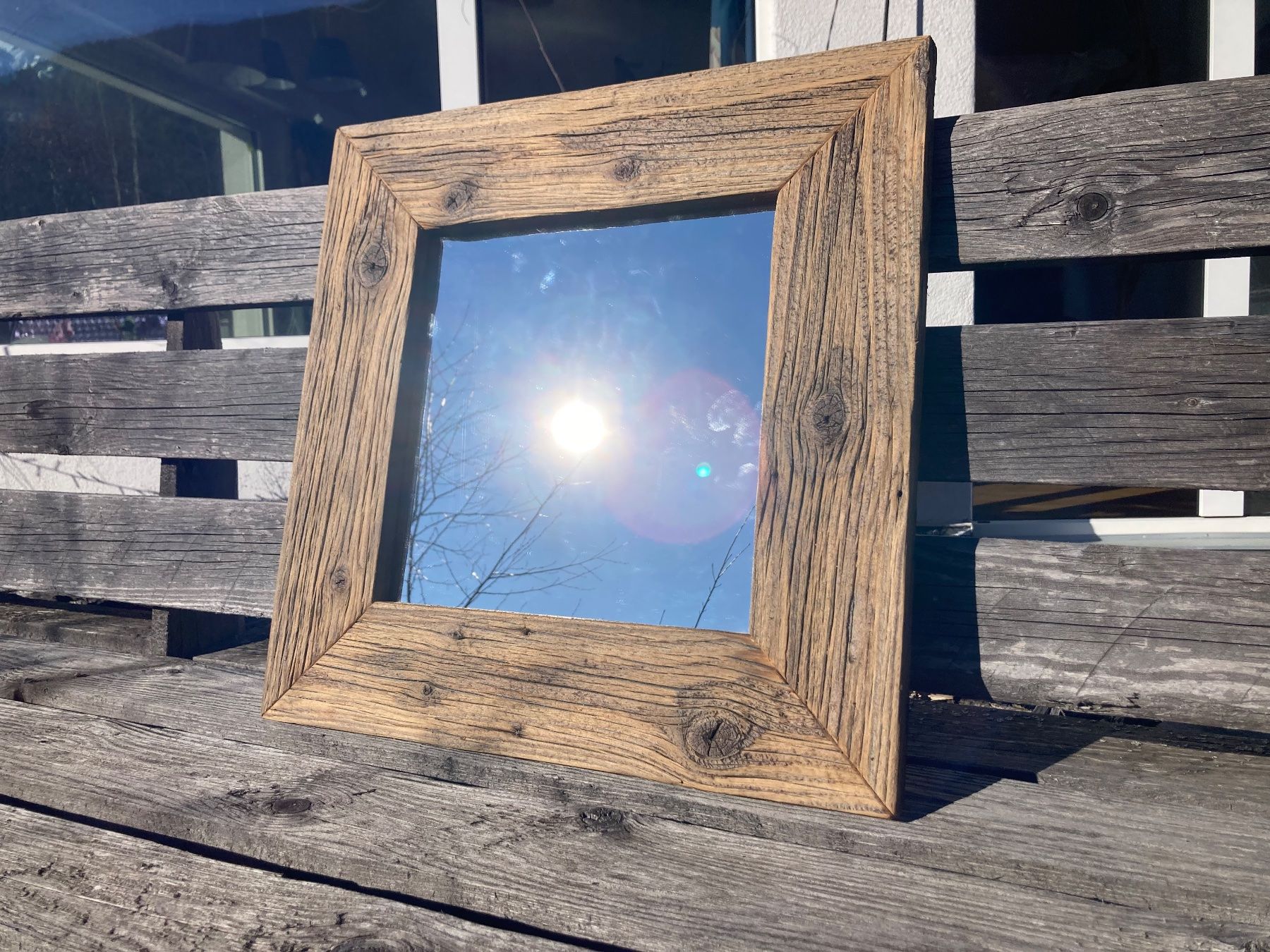 Miroirs: Rustikaler Spiegel mit Altholzrahmen, 46x46cm – Neuf (Voir description) à Domat/Ems par Stein_und_Holzbruch 6