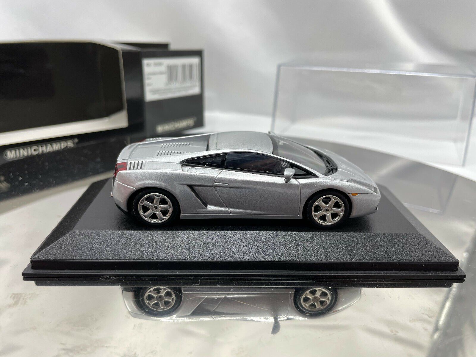 Lamborghini Modellini d'auto: Lamborghini Gallardo (2004) – Nuovo e nell'imballaggio originale da Flawil venduto da Imperiosud 5