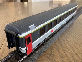 SBB-Euro-City-Personenwagen 1. Kl., Typ Apm; neu