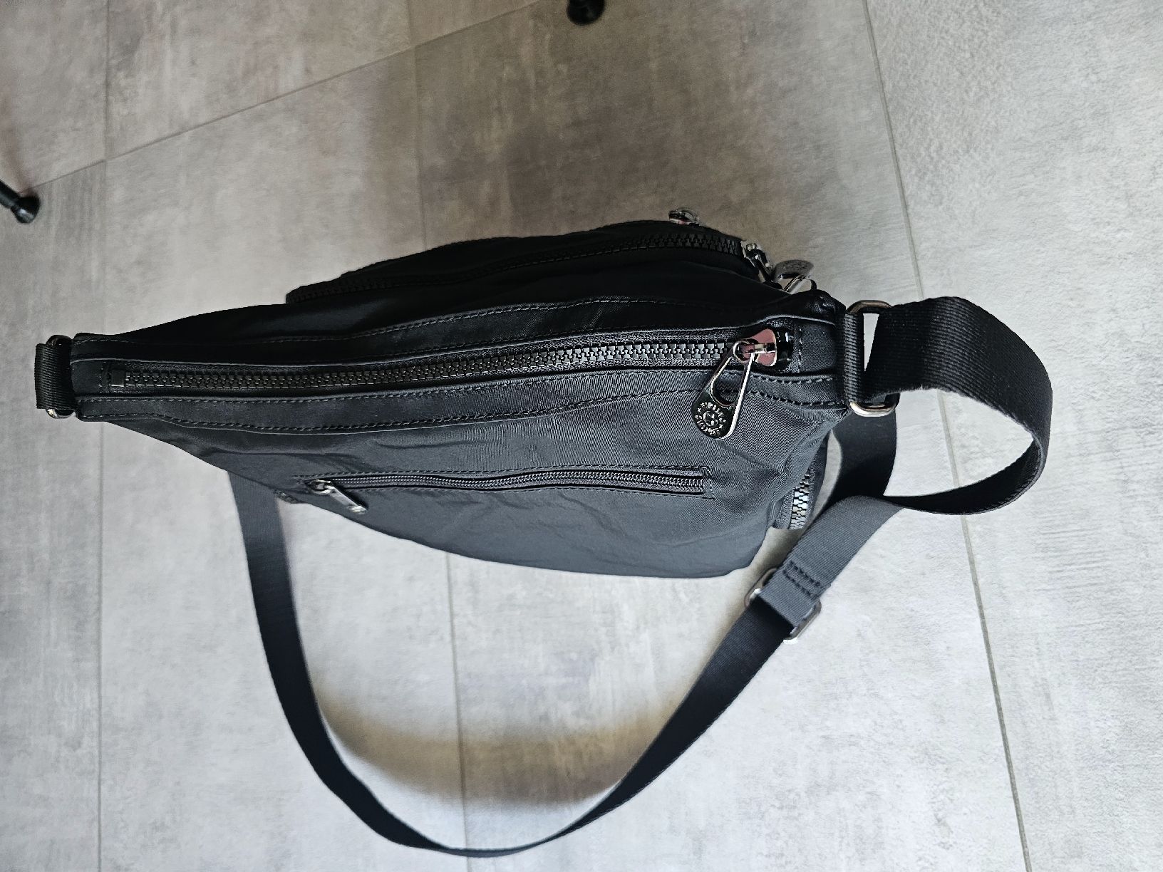 Kipling Borse da donna: original Kipling gabbie schwarz – Usato da bellinzona venduto da zeus6535 4