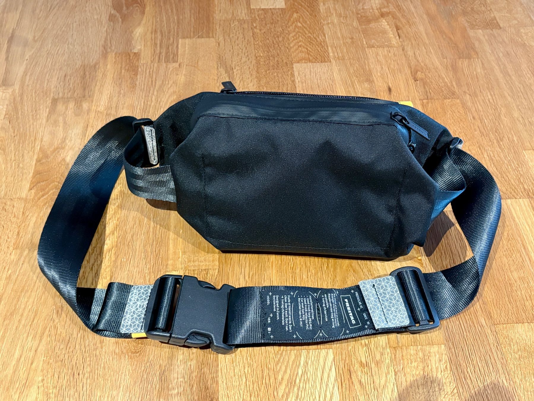 Freitag Borse: FREITAG F670 WARREN MEDIUM - Giallo – Nuovo (secondo la descrizione) da Sigirino venduto da Aub1 1