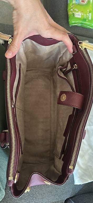 Borse da donna: Sac Michael Kors bordeau  – Usato da Grand-Lancy venduto da ssa_k59z 2