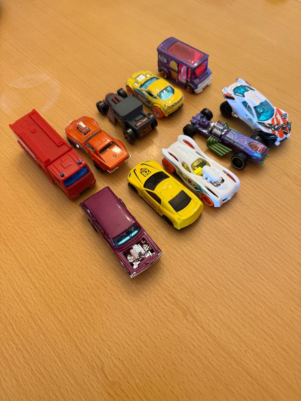 Giocattoli: Spielzeug Auto 10 Stück – Usato da Wiedlisbach venduto da Sistershop 1