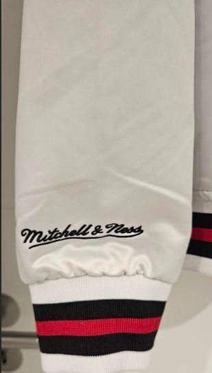 Mitchell & Ness Giacche: Veste Mitchell & Ness Chicago Bulls Taille M – Usato da etoy venduto da Vinyle-is-back.com 3