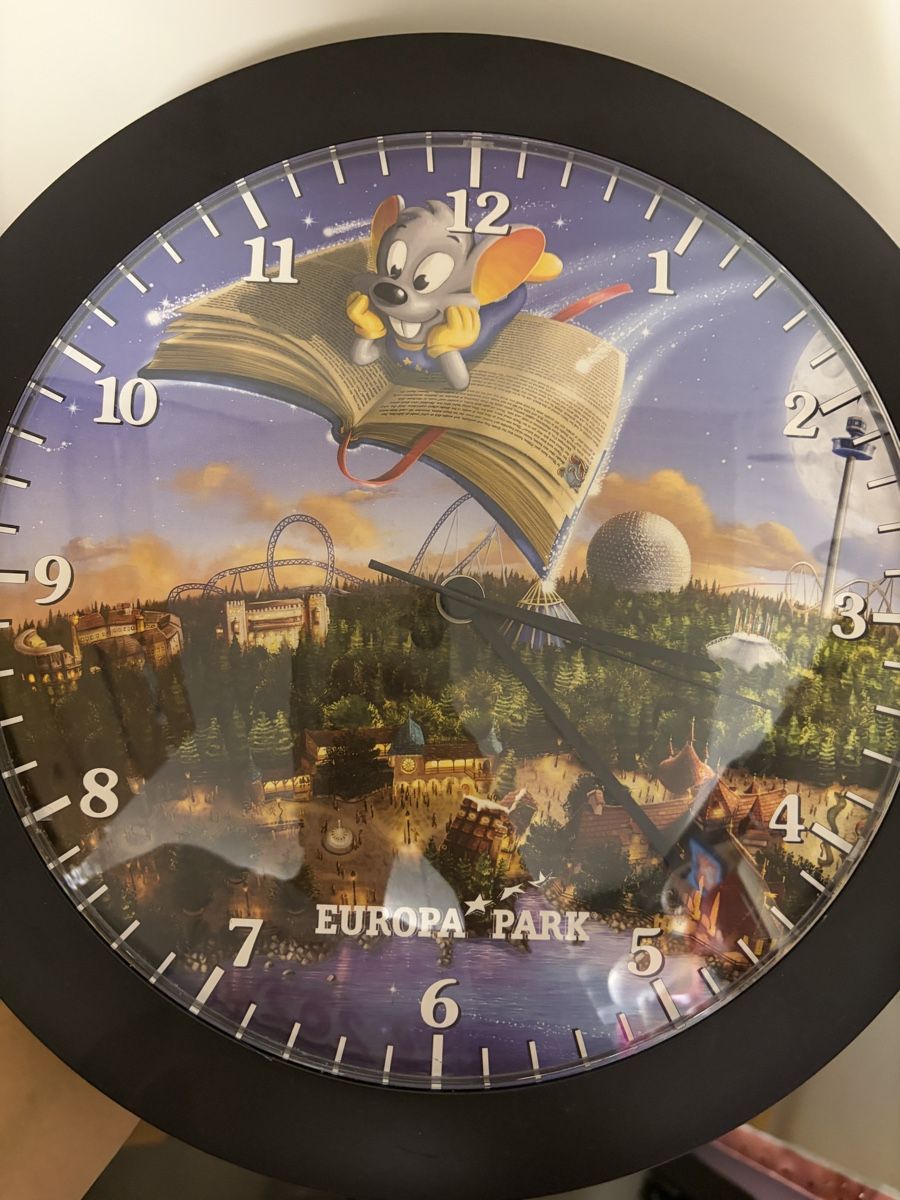 Pendules & Horloges murales: Wanduhr Europa Park  – D'occasion à Leibstadt par Shopcity