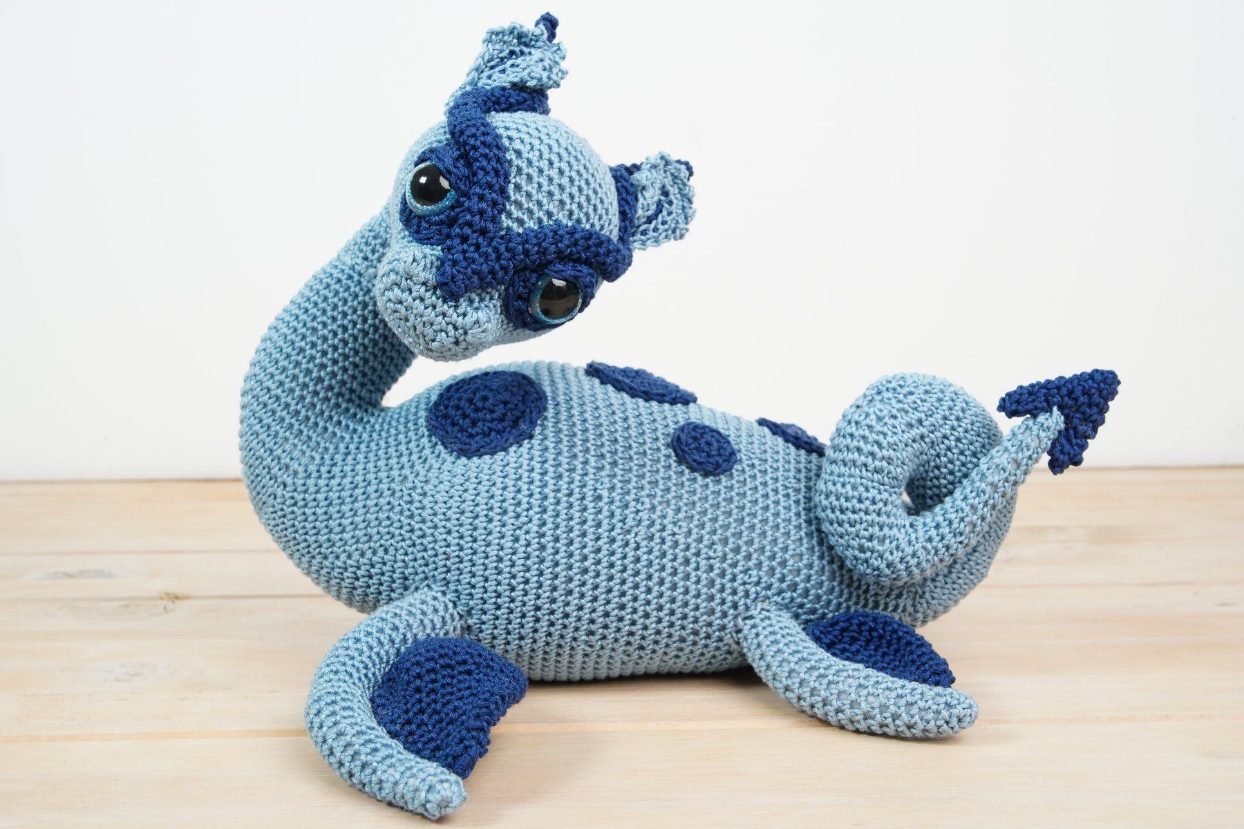 Giocattoli: Amigurumi Seeungeheuer – Nuovo (secondo la descrizione) da Wil SG venduto da froschbiss