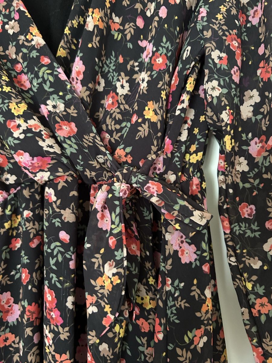 Kleider: Luftiges Blumenkleid  – Gebraucht aus Luzern von leo_dp2d 3