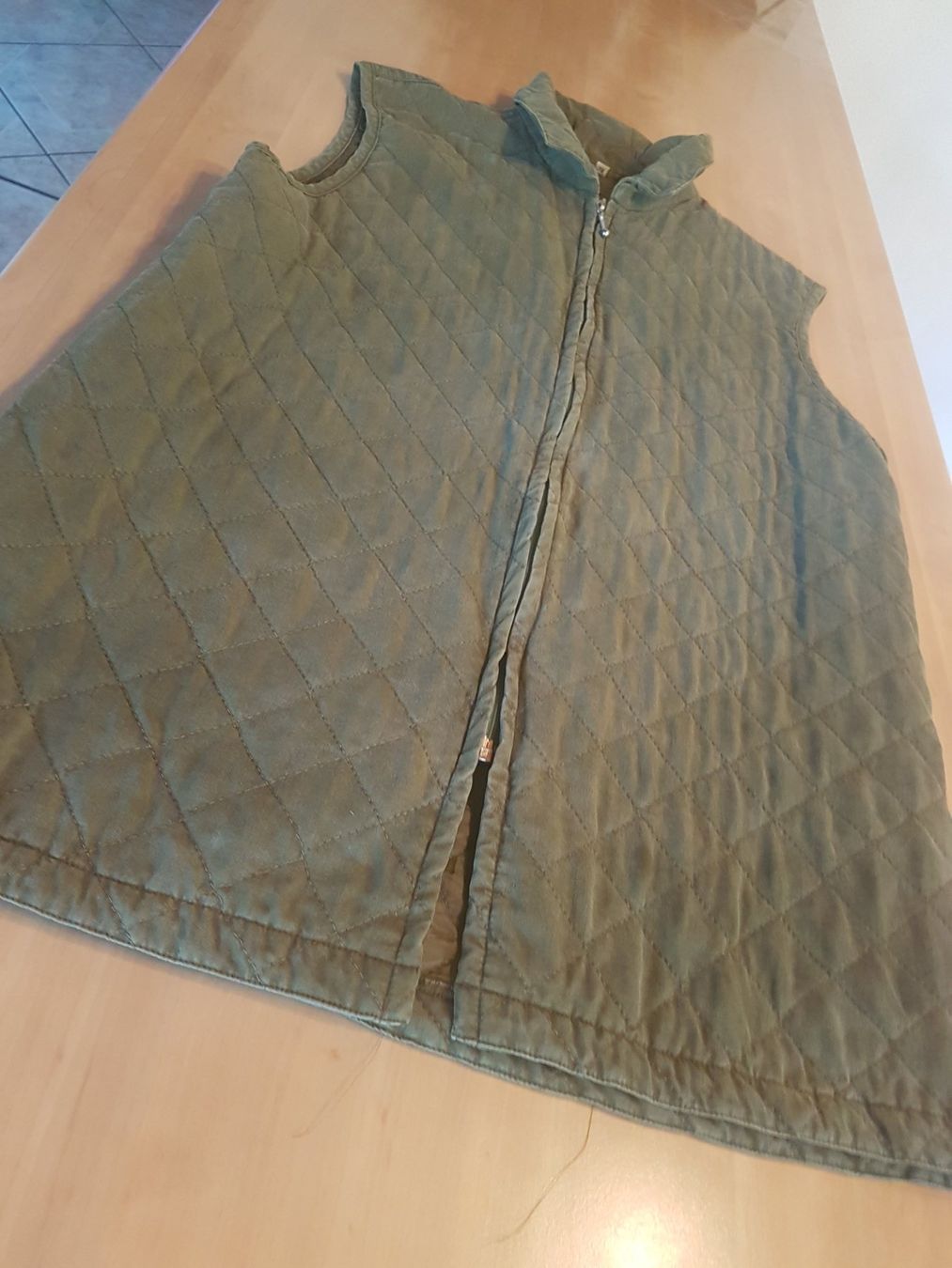 Gilet & Giacche senza maniche: Gilet vert olive taille 38 – Usato da Villiers venduto da san_jn5w 2