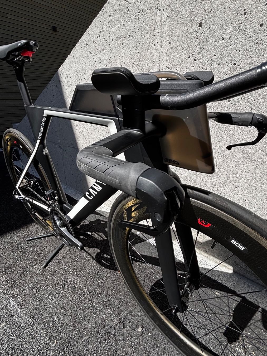 Canyon Velos: Canyon Speedmax CF SLX 8.0 2017 Ultegra Di2 – Gebraucht aus Triesenberg von ehj_krebs 2