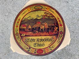 schöner Holzteller Appenzeller Käse