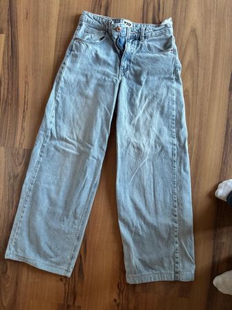 Jeans Gr. 32