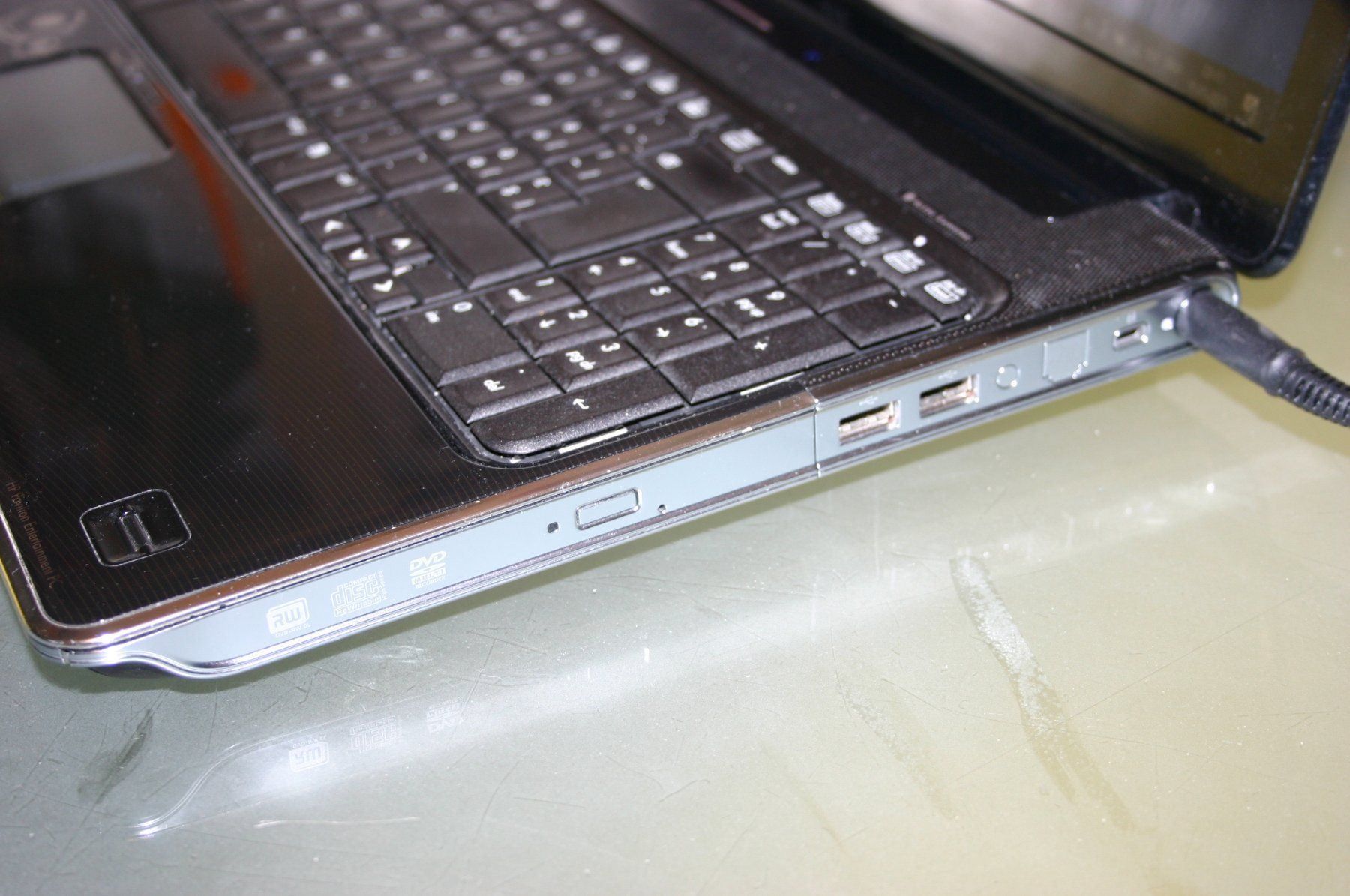 Hewlett Packard Notebook: Schönes HP Glanznotebook DV6 mit Intel I5, Win7 oder Win10 – Usato da Stettlen venduto da Bigjm 5