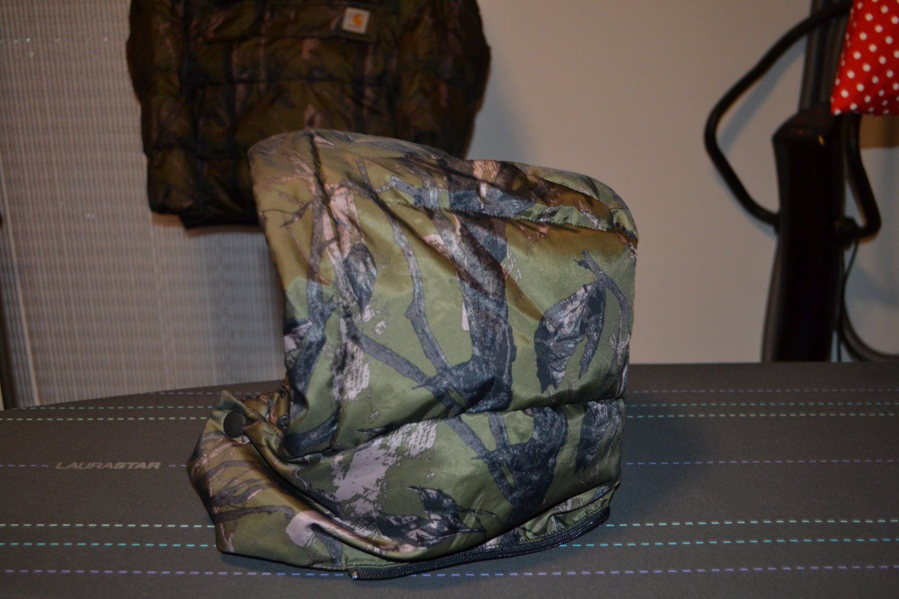 Giacche: Carhartt Winterjacke Puffer Camouflage – Usato da Unterägeri venduto da gooon21 5