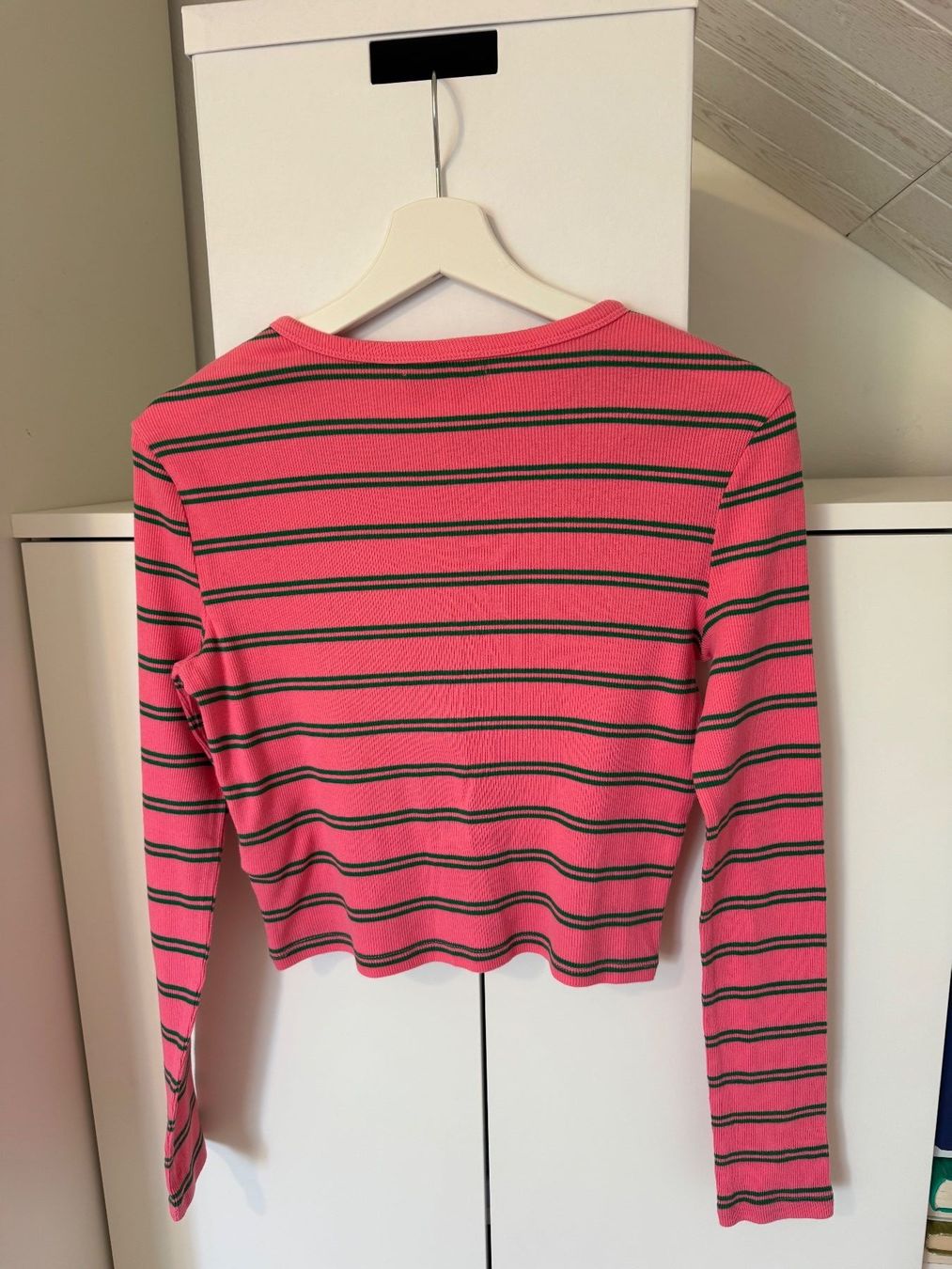 Pullover & Sweatshirts: Langarmshirt House – Neu (gemäss Beschreibung) aus Arbon von flowerandfound 1