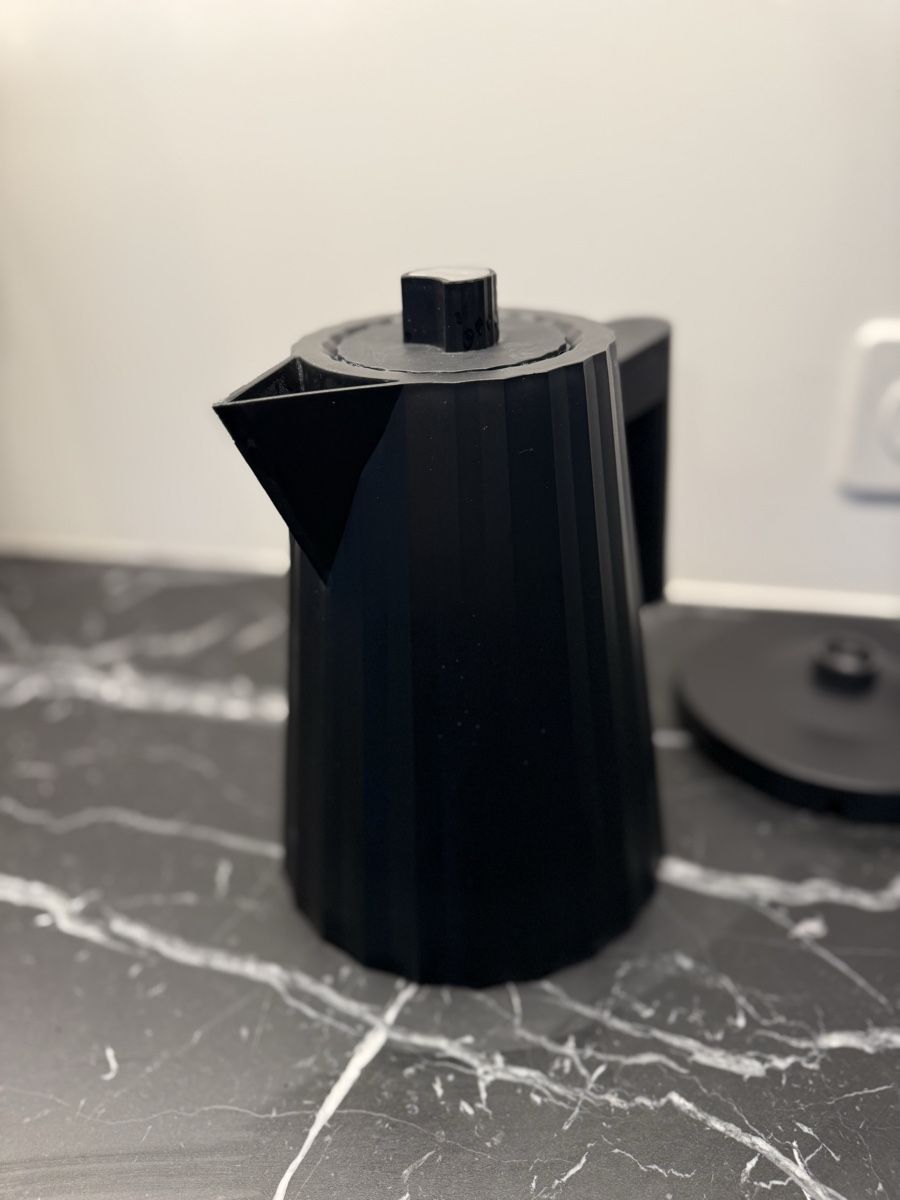 Alessi Bollitori: Wasserkocher Alessi Plissé – Usato da Zizers venduto da SinaH03 1