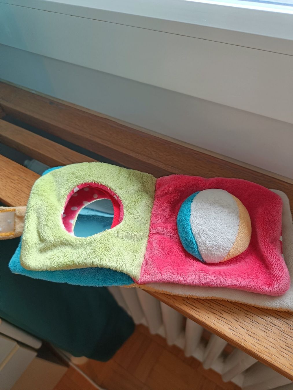 Spielzeuge: Baby-Plüschbuch Bär – Gebraucht aus Zürich von atau 1