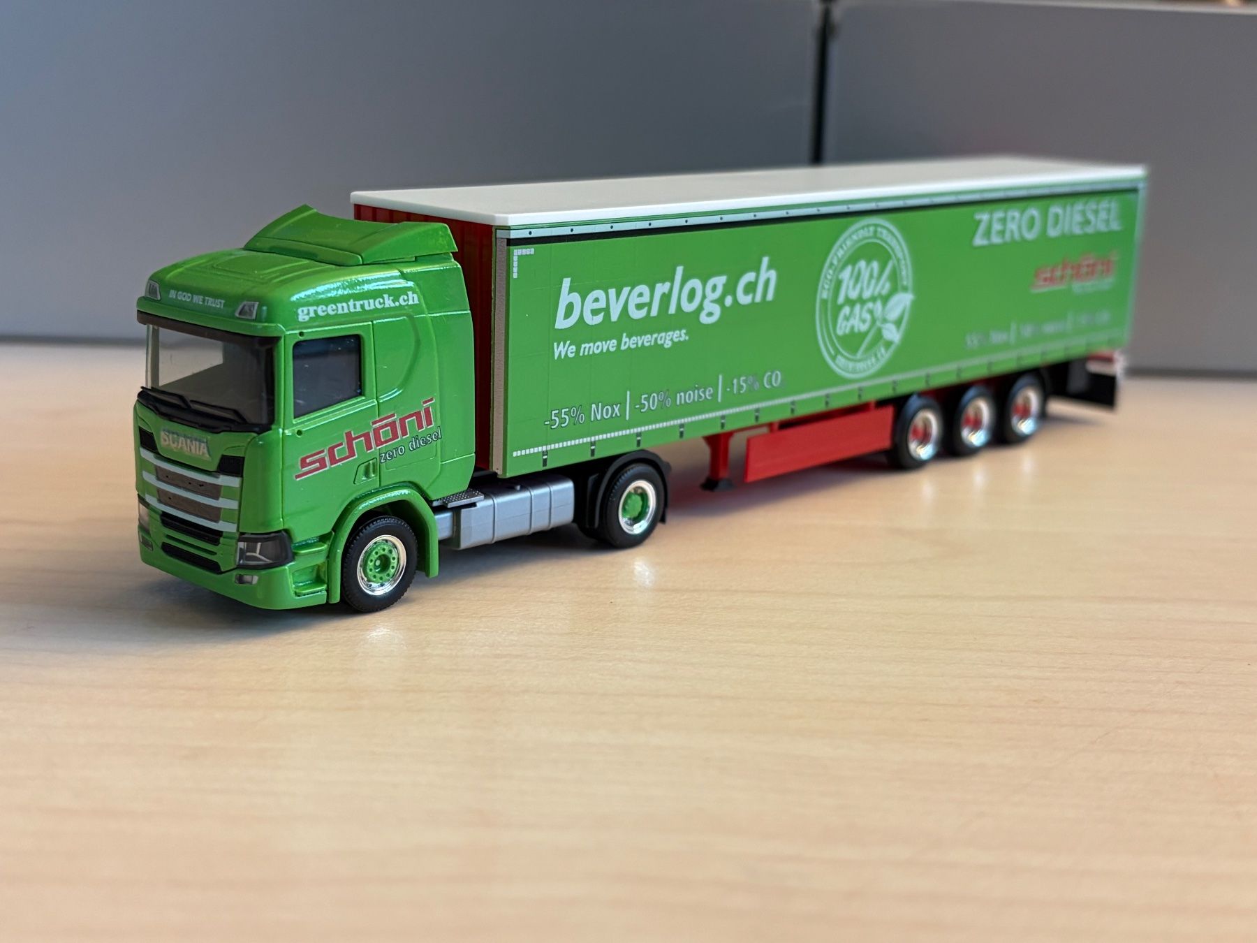 Herpa Modellini d'auto: Scania CR20 Schöni SZ2 – Nuovo (secondo la descrizione) da Felben-Wellhausen venduto da Mobil01