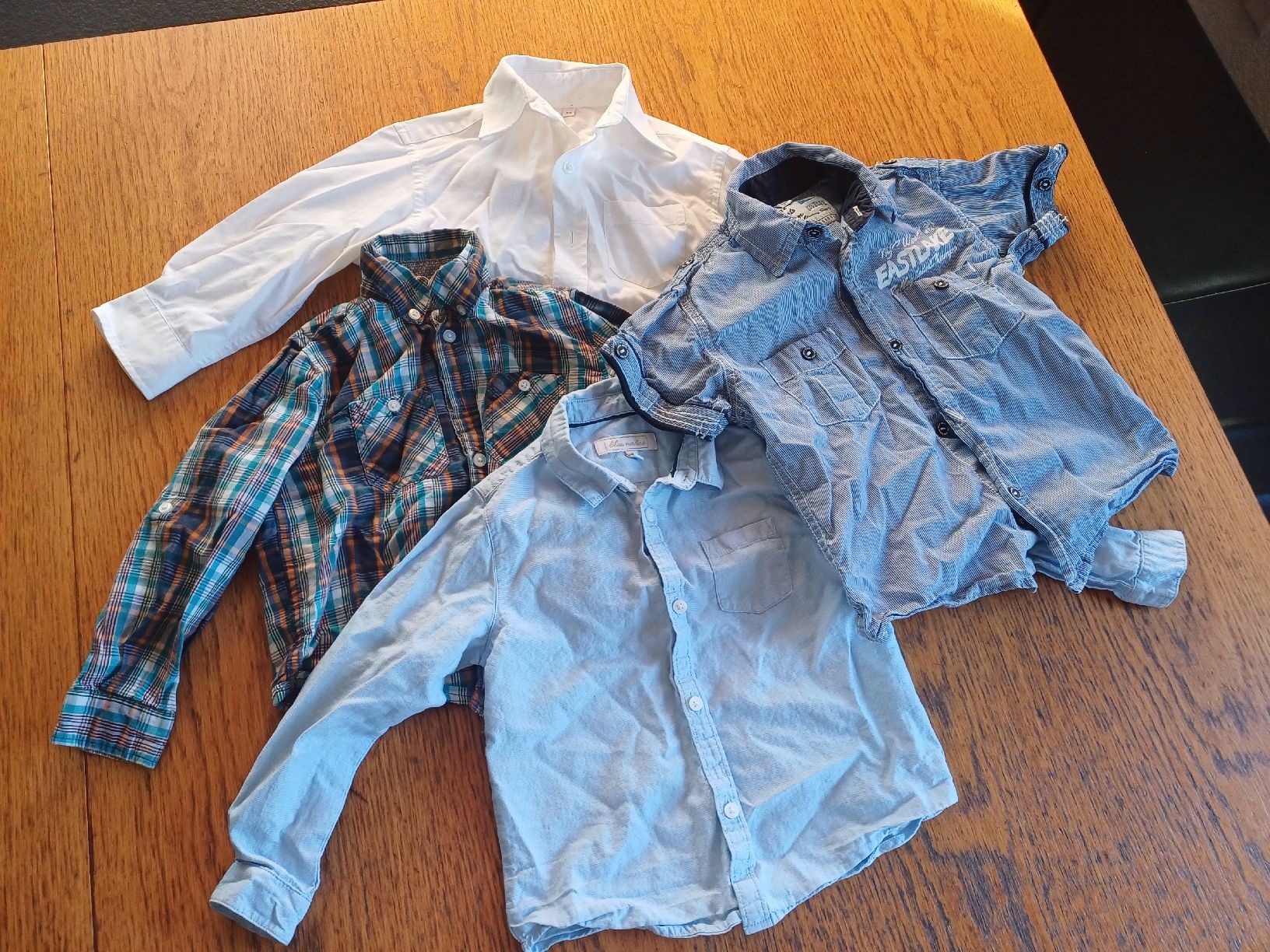 Camicie, T-shirt & Polo: JungenHemd – Usato da Ruswil venduto da Jolanda7