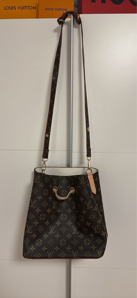 Borse da donna: Tasche – Usato da Bülach venduto da ade_h776 1
