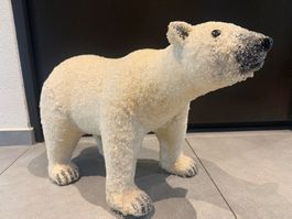 Eisbär-Dekoration aus leichtem Material