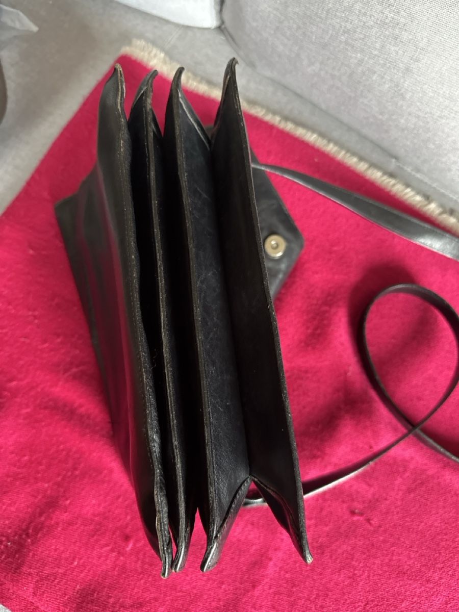 Aigner Borse da donna: Handtasche von Étienne Aigner. Schwarz Leder. – Usato da Zürich venduto da Thomaslue 4