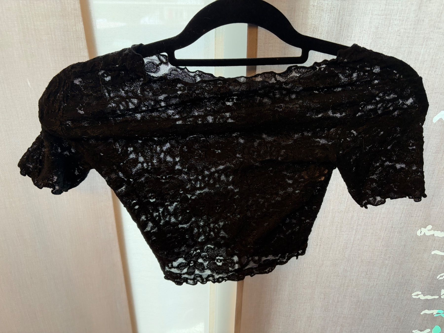 Tops: Top dentelle noir élégant, taille 38 – D'occasion à Lausanne par milou201619 3