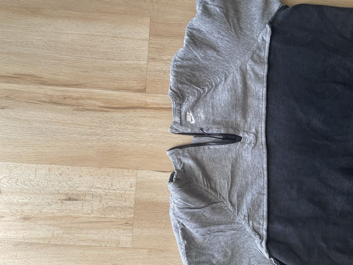 Nike Robes: Robe sweat Nike gris S bon état  – D'occasion à Kloten par Vermicelles 6