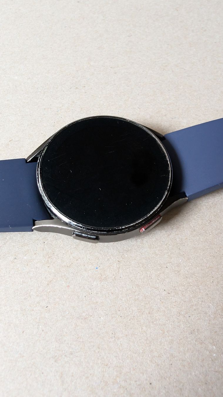 Samsung Smartwatch: Samsung Galaxy Watch 4, 40mm – Usato da Zürich venduto da leon_Geertsen 2