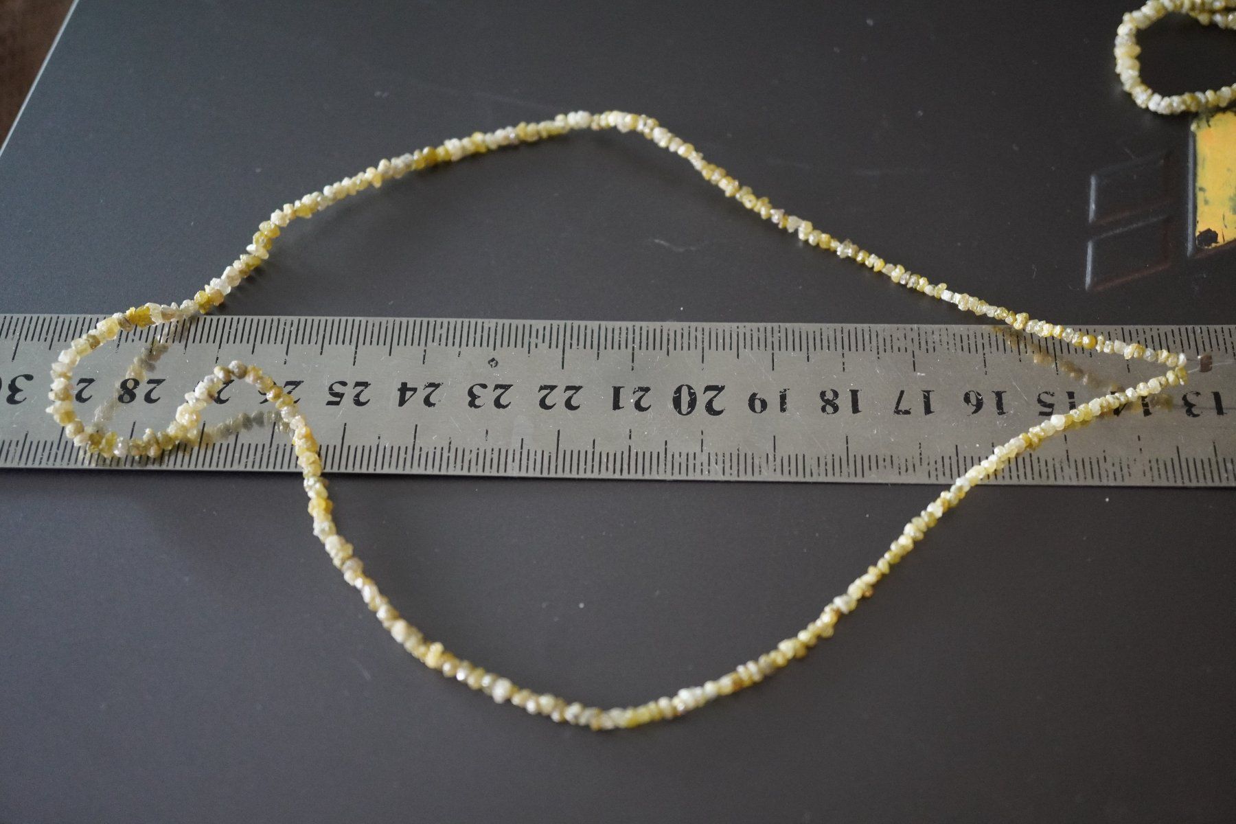 Pietre preziose: Diamanten Gelb  Strang   Farbig     ca 2,5mm – Nuovo e nell'imballaggio originale da Eschenbach SG venduto da topstone 2