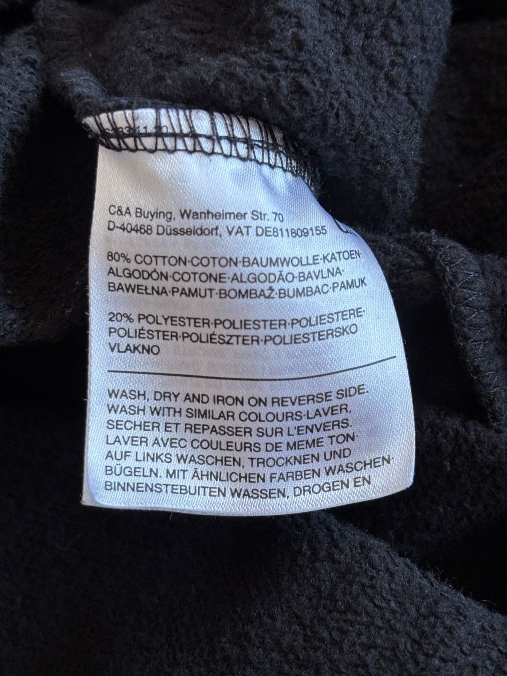 C&A Pantaloni: C&A schwarze Trainerhose Gr. M – Usato da Zürich venduto da missmodernage 6