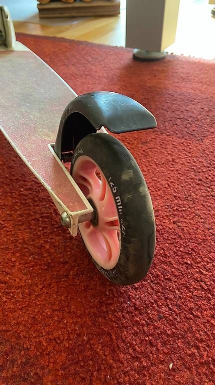 Kickboard: Trotinette pliable enfant – Usato da Genève venduto da Jakblakjak