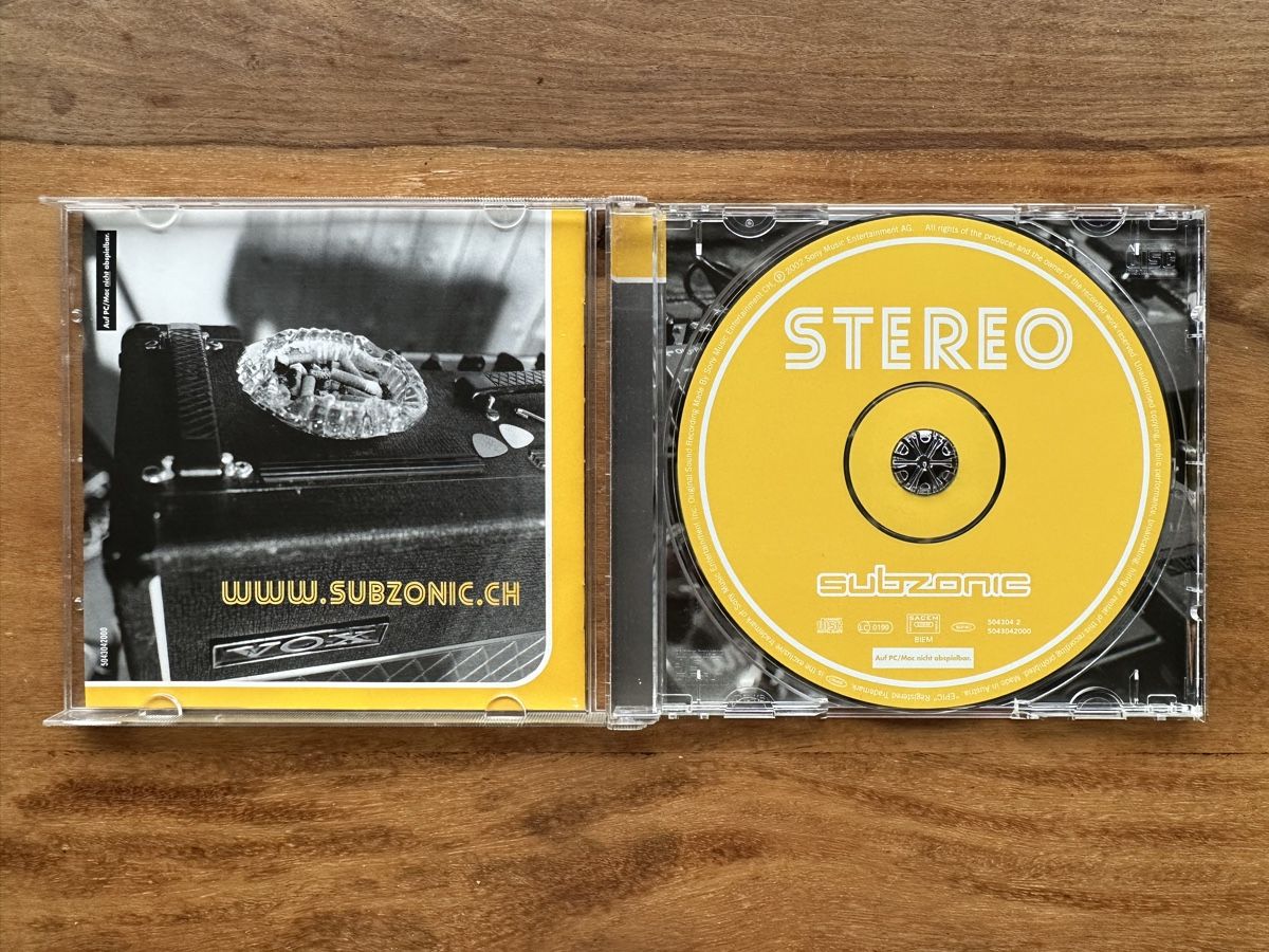 CD: Subzonic - Stereo (Near Mint) – Usato da Horgen venduto da flyingpenguin2000 1
