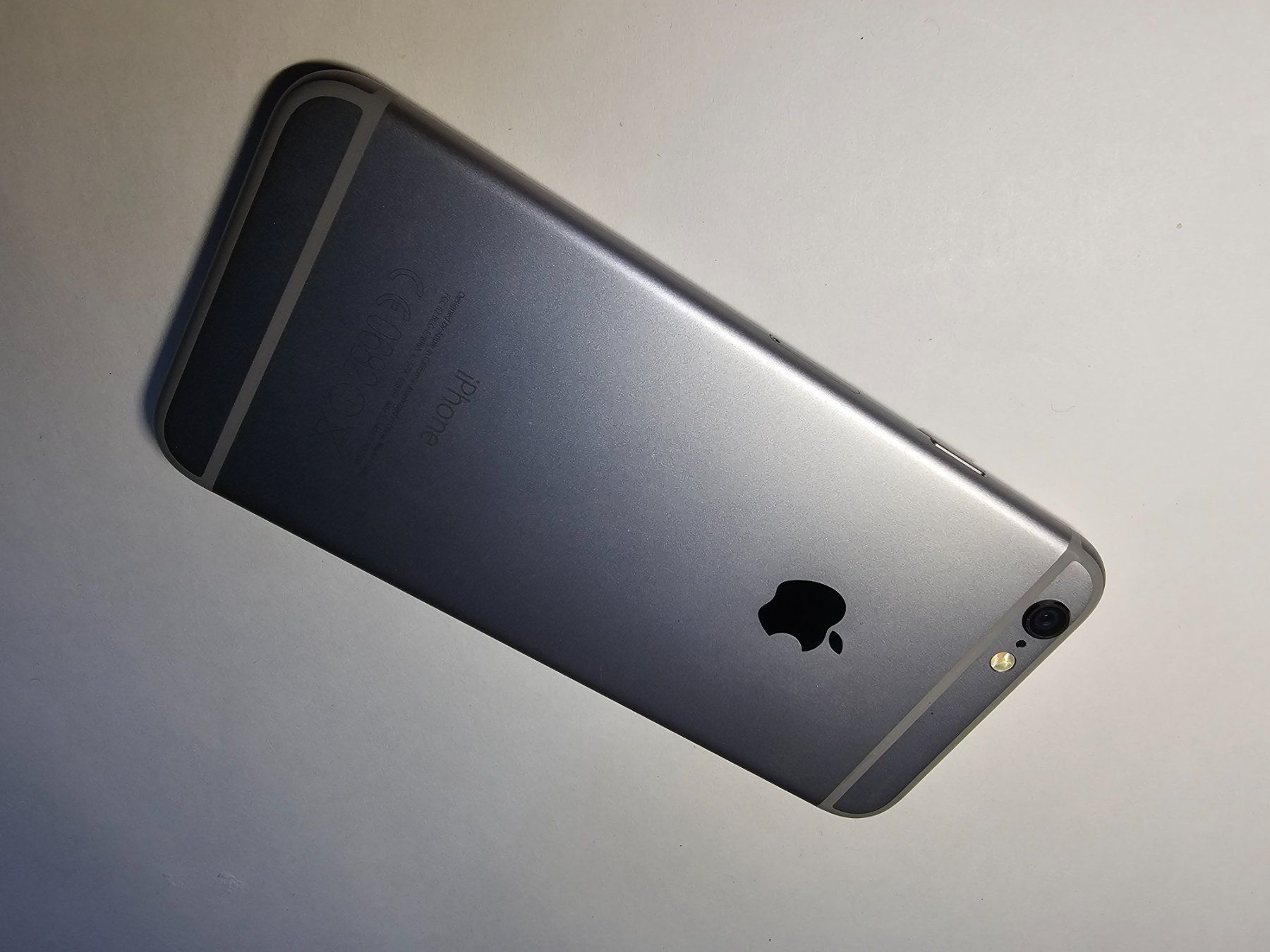 Apple Telefoni cellulari / Smartphones: IPHONE 6 SPACE GRAY 16G - gesperrt - LCD ok – Difettoso da Zweidlen venduto da RepToGo 1