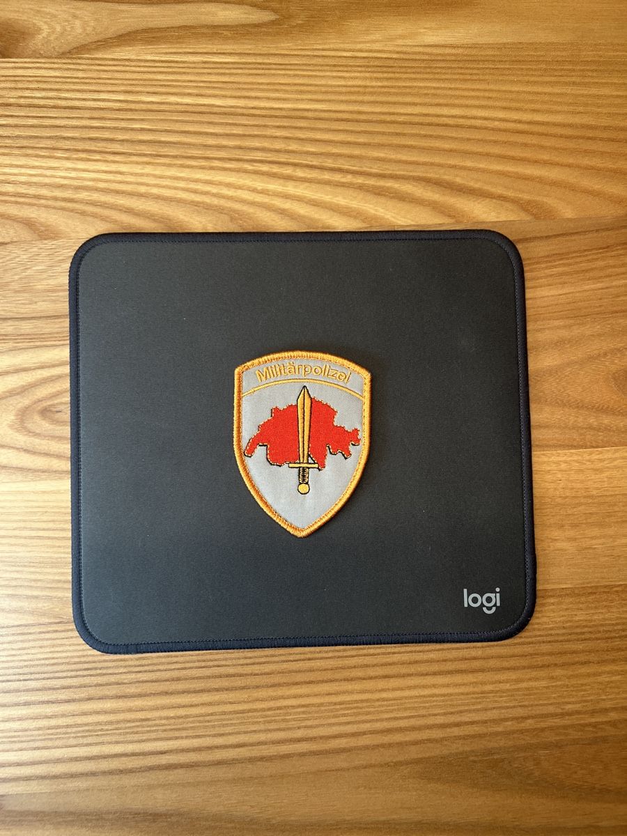 Schweizer Armee Placchette & Badge: MP Badge Militärpolizei – Nuovo e nell'imballaggio originale da Fruthwilen venduto da speex 2