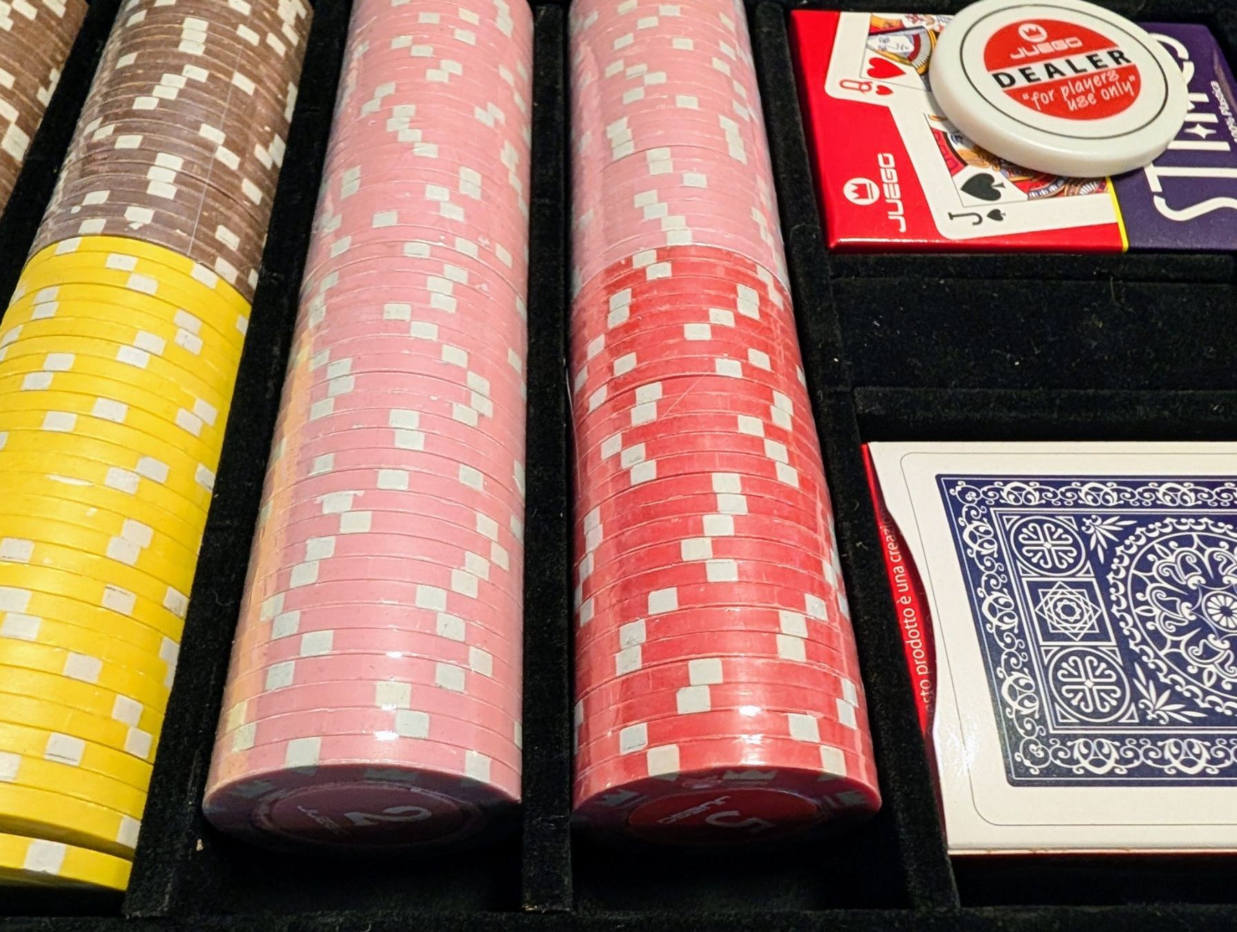 Giochi: Poker Suitcase Set 500 Chips Like New – Usato da Zürich venduto da bobighorus 1
