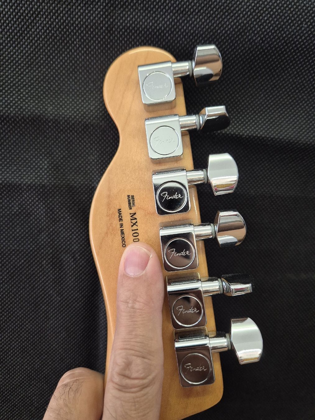 Fender Musikinstrumente: Fender Telecaster Blacktop E-Gitarre  – Gebraucht aus Dielsdorf von 7TheRockDoc9 8