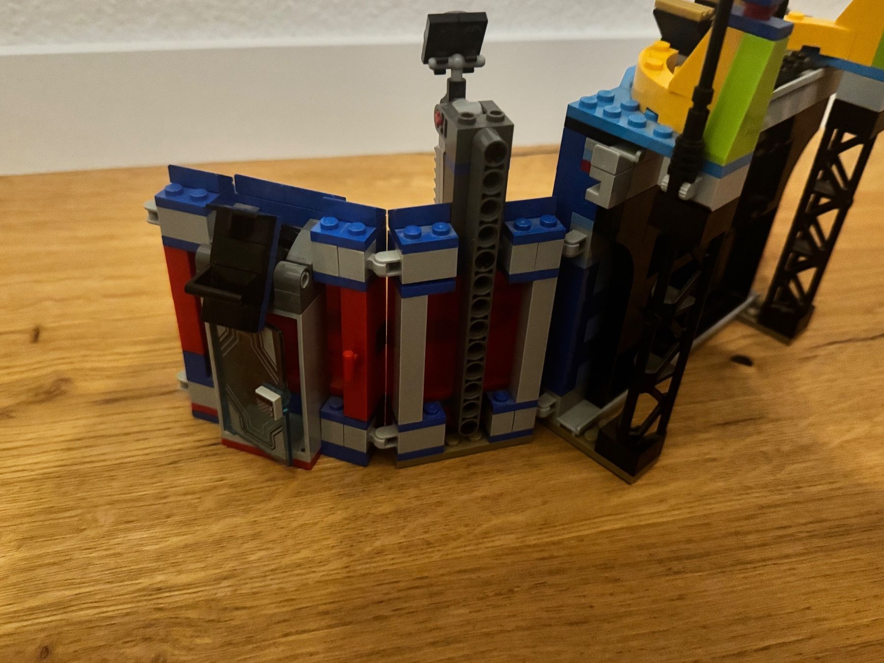 Lego Kit di costruzioni: LEGO Marvel - 76088 Thor vs. Hulk Arena Kampf – Usato da Rorschacherberg venduto da LIAMTHEHERO 5