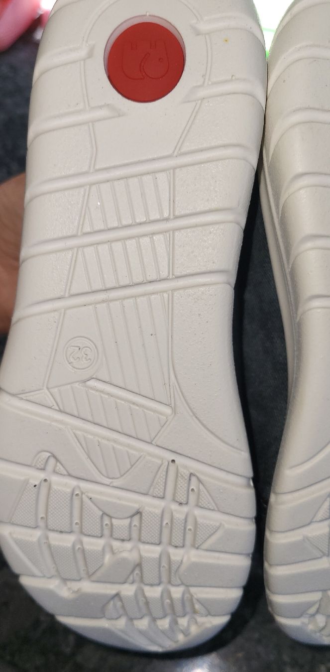 Elefanten Schuhe für Jungen: Pantoufles 32 Elefanten neuves  – Neu (gemäss Beschreibung) aus Lavey-Village von agaddy 3