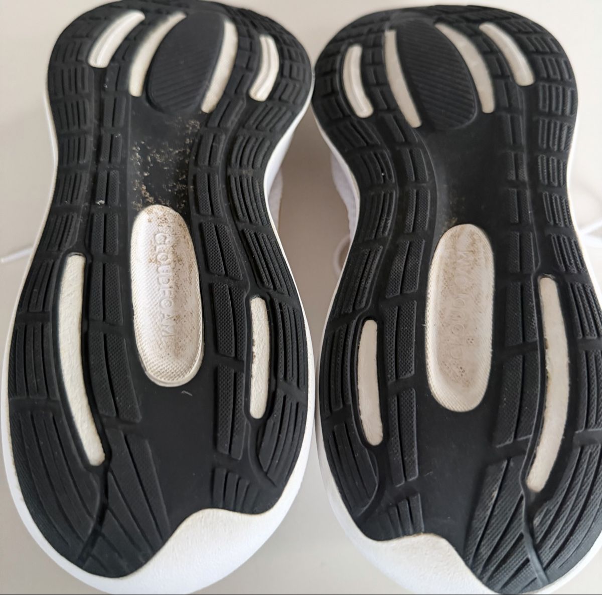 Adidas Herrenschuhe: Adidas Run Cloudfoam, taille 38 – Gebraucht aus Prez-vers-Noréaz von Onicolet11 2