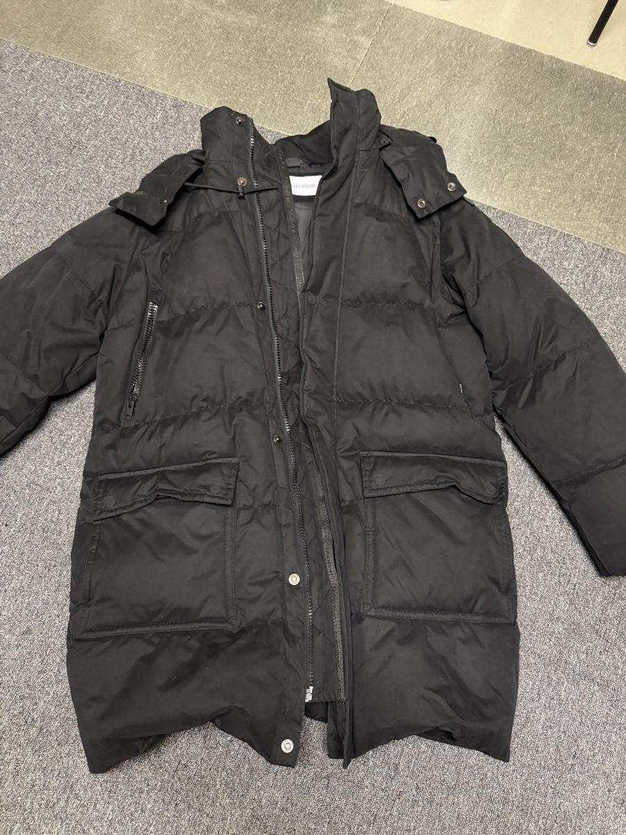Calvin Klein Manteaux: Winterjacke Calvin Klein – D'occasion à Wollerau par AM.77