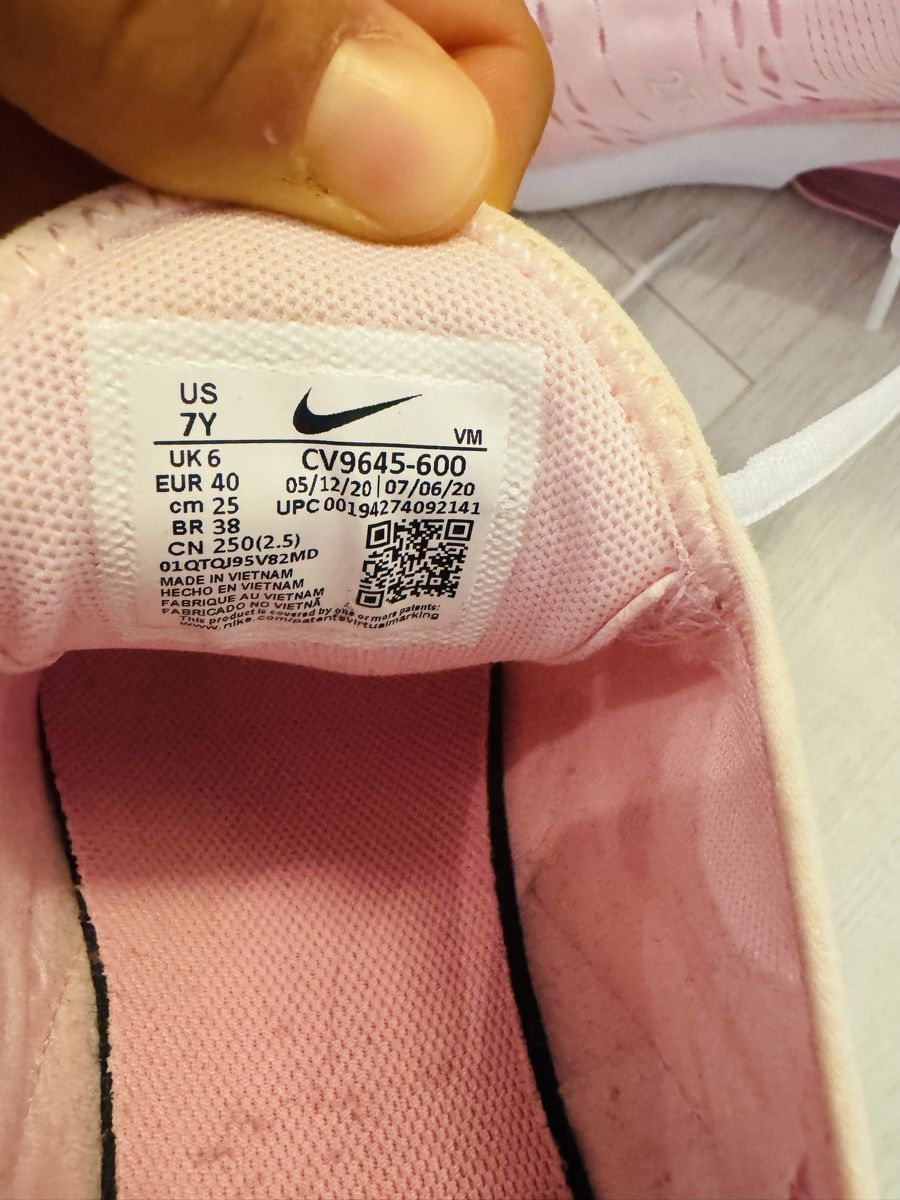 Nike Damenschuhe: Nike Air 270 – Gebraucht aus Reinach BL von Bollita 2