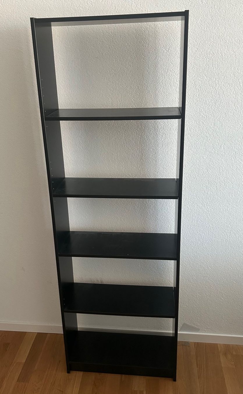 Ikea Regale: étagère Ikea noire – Gebraucht aus Renens VD von Emmanuel.P