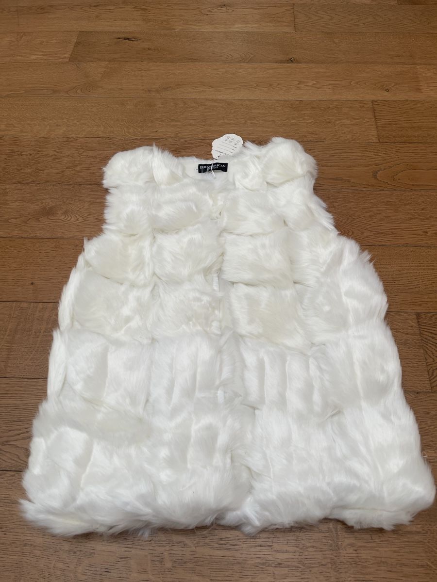 Gilet & Giacche senza maniche: Weisse Kunstfellweste / Gilet Neu – Nuovo e nell'imballaggio originale da Bassersdorf venduto da Sandy456